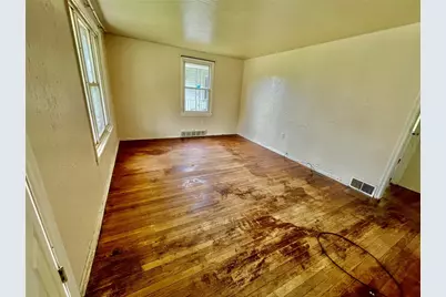 141 Carroll St, Aliquippa, PA 15001 - Photo 3
