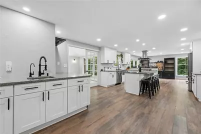 4019 Mayflower Ct, Murrysville, PA 15668 - Photo 9