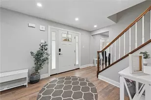 4019 Mayflower Ct, Murrysville, PA 15668 - Photo 3