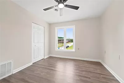 801 Vine, Liberty Boro, PA 15133 - Photo 11