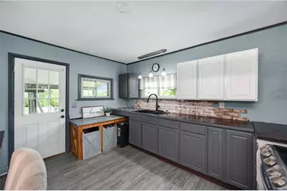 58 Bassick Ln, Pymatuning Township, PA 16154 - Photo 9