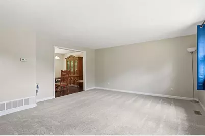 728 Skyview Dr, Cranberry Township, PA 16066 - Photo 5