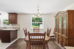 728 Skyview Dr, Cranberry Township, PA 16066 - Photo 9