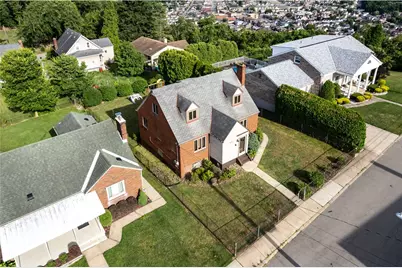 412 Phillips Ave, Stowe Township, PA 15136 - Photo 25