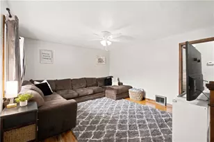 412 Phillips Ave, Stowe Township, PA 15136 - Photo 9