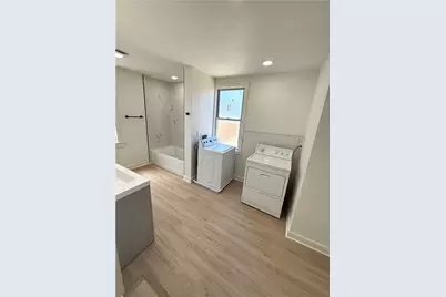 1615 Manhattan St, Pittsburgh, PA 15233 - Photo 11