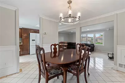 2429 Pin Oak Pl, Banksville/Westwood, PA 15220 - Photo 9