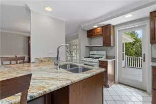 2429 Pin Oak Pl, Pittsburgh, PA 15220 - Photo 13