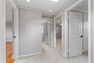 2429 Pin Oak Pl, Pittsburgh, PA 15220 - Photo 17