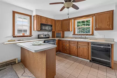 1424 Jackson Ave, New Castle, PA 16101 - Photo 9