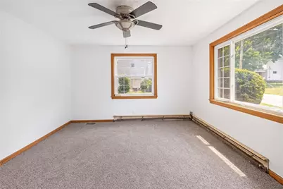 1424 Jackson Ave, New Castle, PA 16101 - Photo 25
