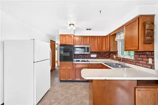27 Barnhart Rd, Hempfield Township, PA 15601 - Photo 13