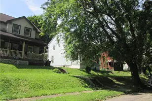 1615 Boundary St, Aliquippa, PA 15001 - Photo 3