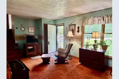 1652 Frew Mill Rd, Shenango Township, PA 16101 - Photo 5