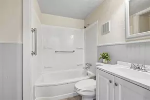 73 Clifford Dr, Green Tree, PA 15220 - Photo 21