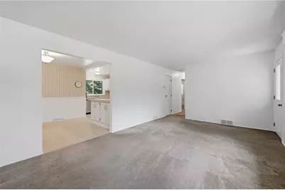 2259 Saratoga Dr, Hermitage, PA 16148 - Photo 3