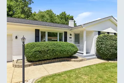 2259 Saratoga Dr, Hermitage, PA 16148 - Photo 1