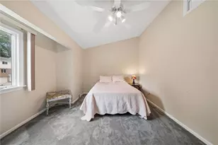 275 Huntingdon Ave, North Huntingdon, PA 15642 - Photo 19