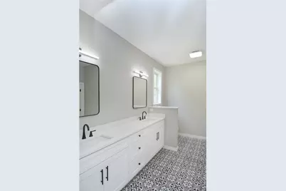 10075 Old Perry, Pittsburgh, PA 15090 - Photo 15