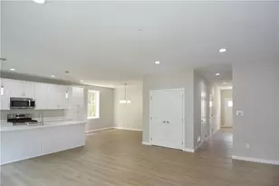 10075 Old Perry, Pittsburgh, PA 15090 - Photo 7