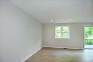 10075 Old Perry, Pittsburgh, PA 15090 - Photo 3