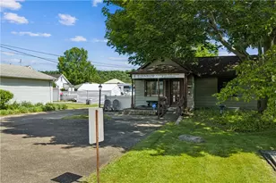 381 State Ave, Vanport, PA 15009 - Photo 3