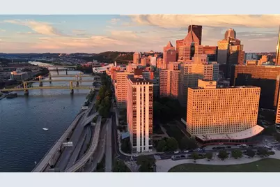 320 Fort Duquesne Blvd #19D, Downtown Pgh, PA 15222 - Photo 1