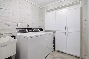 130 Crestview Dr, Pittsburgh, PA 15236 - Photo 27