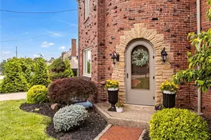 130 Crestview Dr, Pittsburgh, PA 15236 - Photo 3