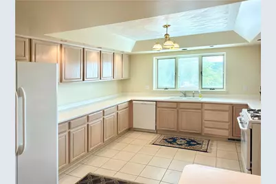 134 St Thomas Dr, Patterson Township, PA 15010 - Photo 3