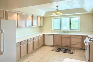 134 St Thomas Dr, Patterson Township, PA 15010 - Photo 3