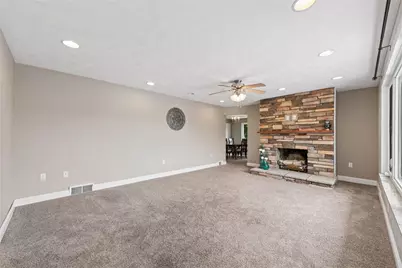 1207 10th Street, Irwin, PA 15642 - Photo 3