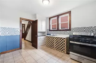 2728 Woodstock Ave, Pittsburgh, PA 15218 - Photo 15