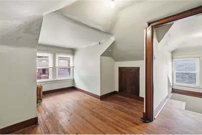 2728 Woodstock Ave, Pittsburgh, PA 15218 - Photo 25