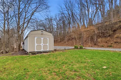 142 Twin Lakes Dr, Jackson Township, PA 16063 - Photo 29