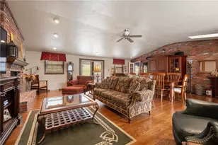 1620 Upper St Clair Dr, Pittsburgh, PA 15241 - Photo 23