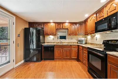 1620 Upper St Clair Drive, Pittsburgh, PA 15241 - Photo 11
