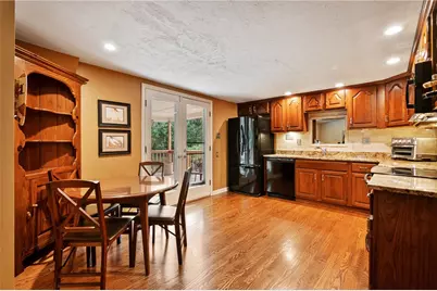 1620 Upper St Clair Drive, Pittsburgh, PA 15241 - Photo 9