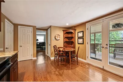 1620 Upper St Clair Drive, Pittsburgh, PA 15241 - Photo 13