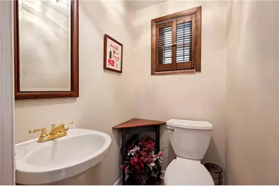 1620 Upper St Clair Drive, Pittsburgh, PA 15241 - Photo 15