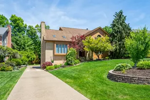 717 Stonegate Dr, Collier Township, PA 15071 - Photo 1