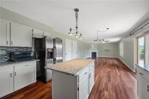 1342 Morgan Cir, North Strabane, PA 15317 - Photo 9