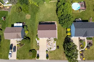 1342 Morgan Cir, North Strabane, PA 15317 - Photo 33