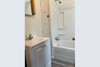 908 Worthington Ave, Clairton, PA 15025 - Photo 17