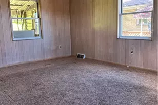 908 Worthington Ave, Clairton, PA 15025 - Photo 3