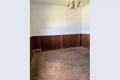 908 Worthington Ave, Clairton, PA 15025 - Photo 5