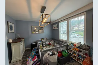 908 Evergreen Ave, Pittsburgh, PA 15209 - Photo 11