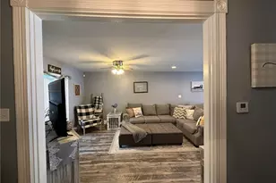 908 Evergreen Ave, Pittsburgh, PA 15209 - Photo 23