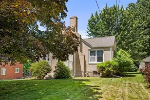 8577 Peebles Rd, Pittsburgh, PA 15237 - Photo 3