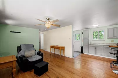 5185 Caste Drive, Pittsburgh, PA 15236 - Photo 7